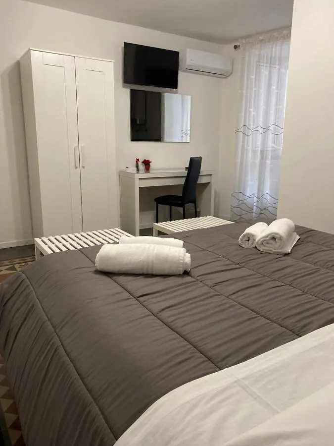Antica Dimora Maravigna Hotel Catania 0*,