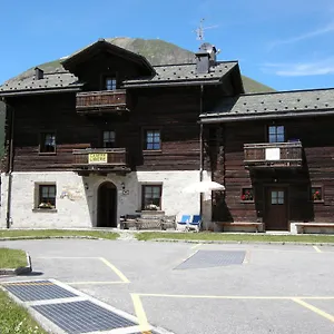 https://garni-baita-cecilia.it-lombardy.com